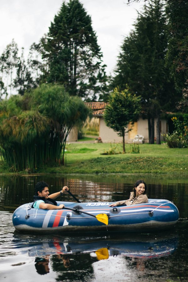 Plongez dans l'aventure : camping au bord de l'eau en France
